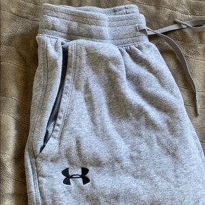 UnderArmour joggers!